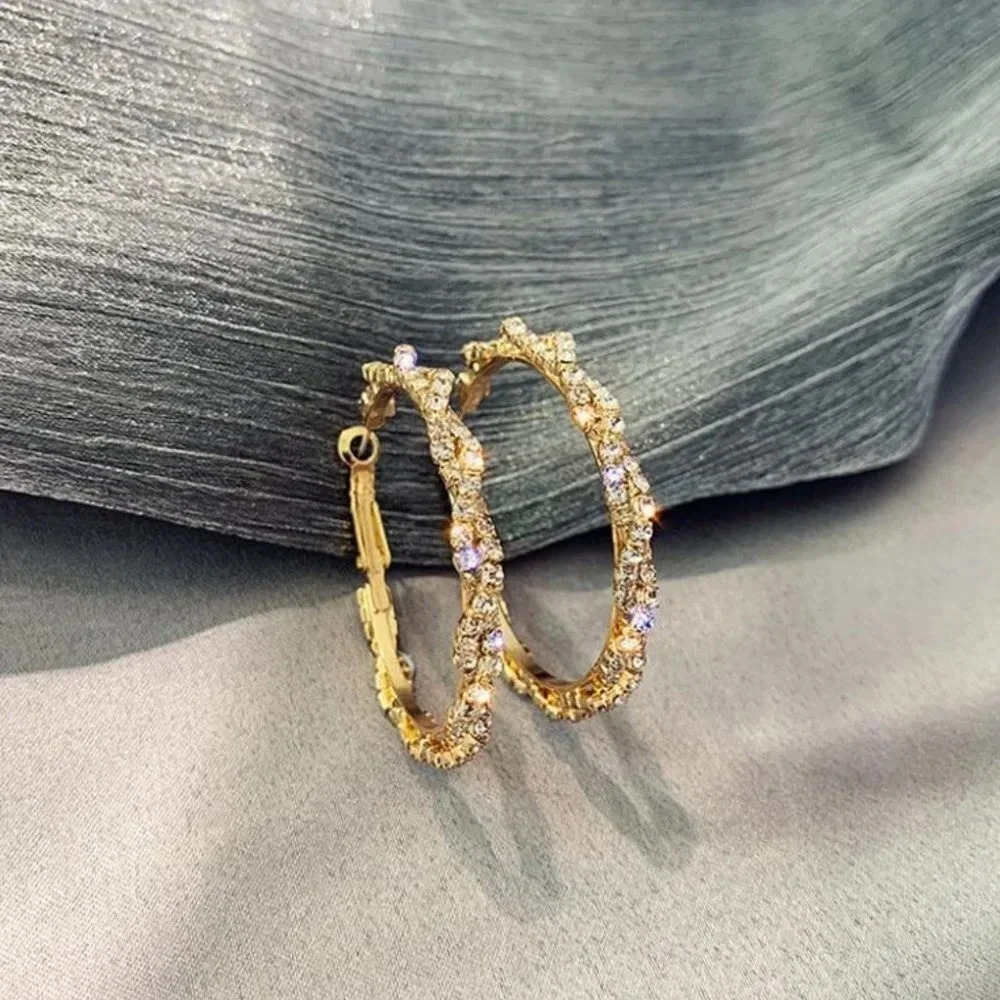 NEW 18K Gold Twisted Diamond Hoop Earrings - Picture 2 of 8